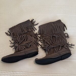 Minnetonka Gray Fringe Moccasin Boots